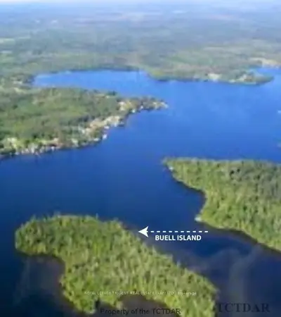 Island L.g. 100 Buell`s Island, Kapuskasing, On P0l 1v0