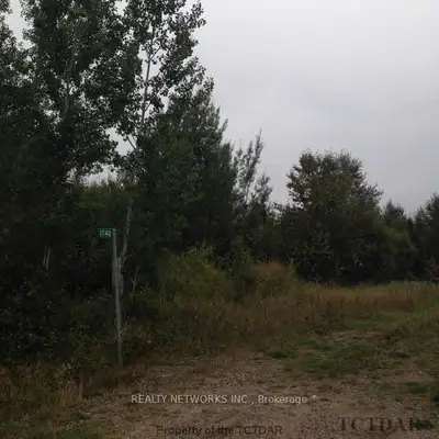 1740 Concession 4&5 Glackmeyer, Cochrane, On P0l 1c0