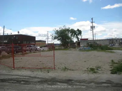 5 O'brien Avenue, Kapuskasing, On P5n 1v5