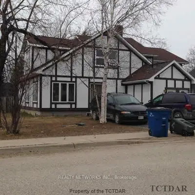 223 12th Avenue, Cochrane, On P0l 1c0
