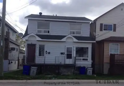 182-184 Cedar Street N, Timmins, On P4n 6j3