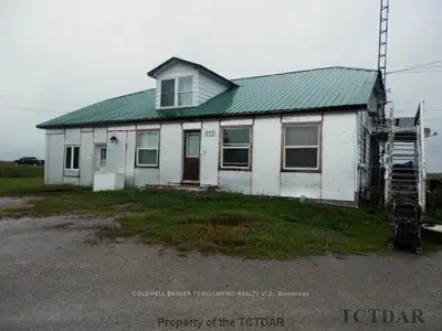 113 Tenth Avenue, Earlton, On P0j 1e0