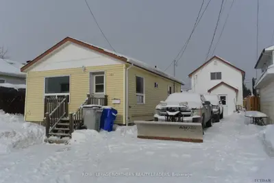 104-106 Columbus Avenue, Timmins, On P4n 3h5