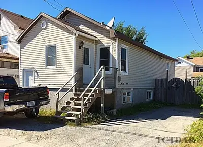 102-104 Kirby Avenue, Timmins, On P4n 1j6