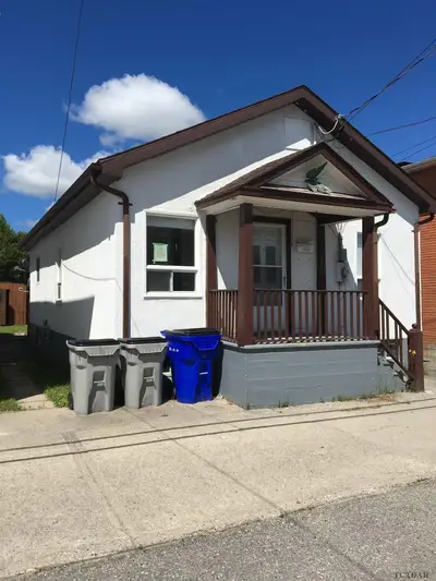 289 Pine Street, Timmins, On P4n 2k8