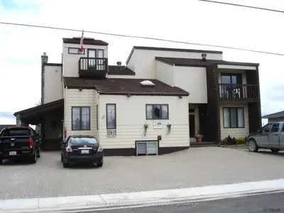 22 Tenth Street, Armstrong, On P0j 1e0