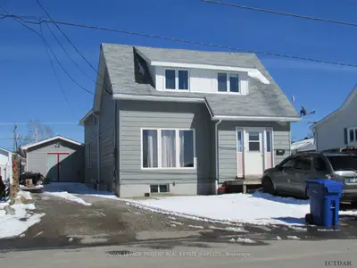15 Golf Street, Kapuskasing, On P5n 2n4