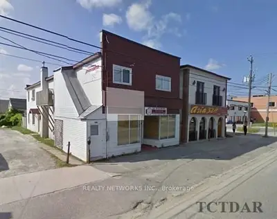 209-211 Pine Street, Timmins, On P4n 2k6