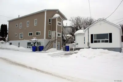189 - 191 Spruce Street N, Timmins, On P4n 6n2