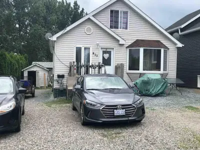 633 Lillian Avenue, Timmins, On P4n 3x2