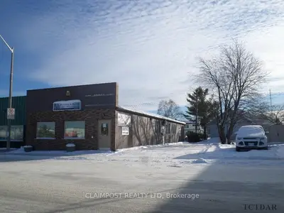215-221 Ambridge Drive, Iroquois Falls, On P0k 1g0