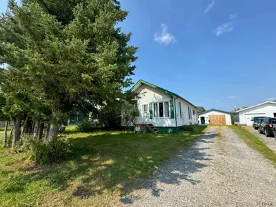 628 VEILLEUX Street, Hearst, ON P0L 1N0