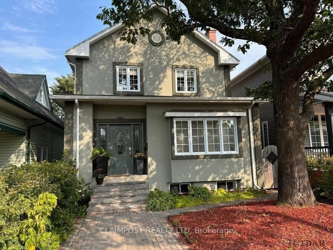 Detached in Timmins