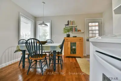 Detached in Timmins
