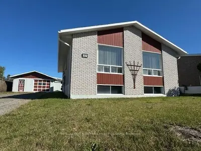 Detached in Hearst