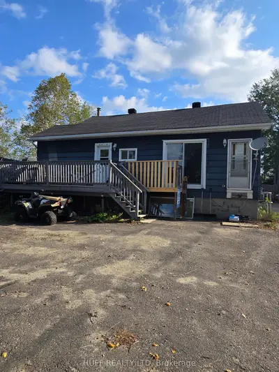 Detached in Kirkland Lake