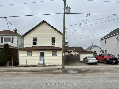 Fourplex in Timmins
