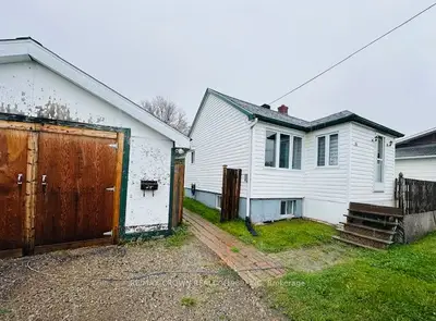 Detached in Kapuskasing