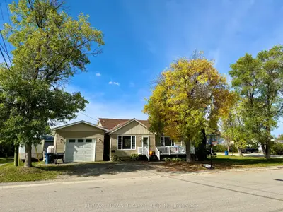 Detached in Kapuskasing