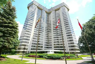 Condo Apartment in Mississauga