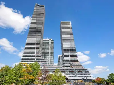 Condo Apartment in Toronto
