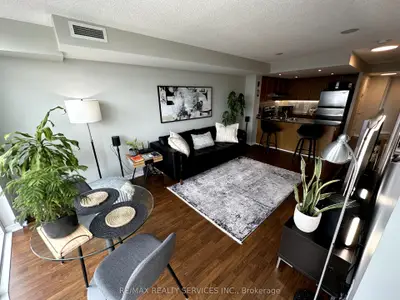 Condo Apartment in Brampton