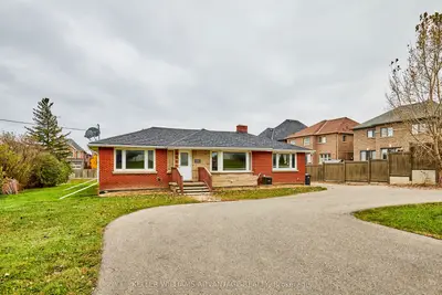 Detached in Brampton