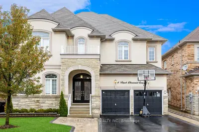 Detached in Brampton