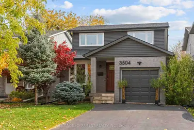 Detached in Burlington