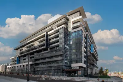 Condo Apartment in Oakville