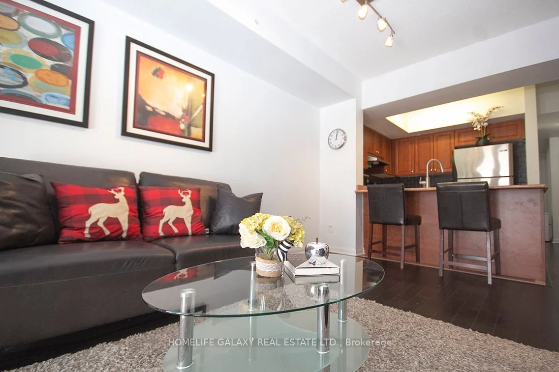 Condo Townhouse in Toronto