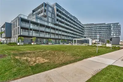 Condo Apartment in Burlington