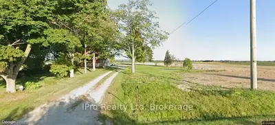 Detached in Burlington