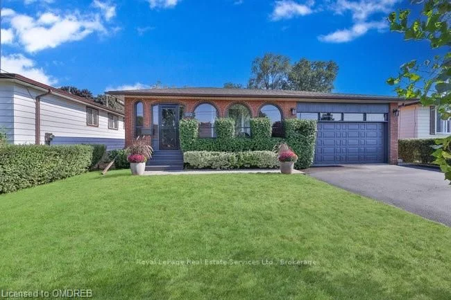 972 South Service Road, Mississauga, On L5e 1v1