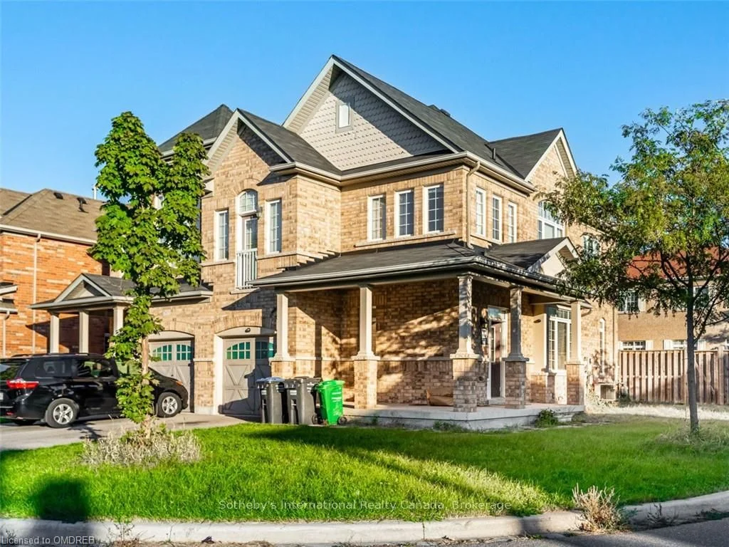 5471 BELLAGGIO Crescent, Mississauga, ON L5V 0C6
