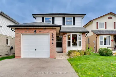 Detached in Burlington