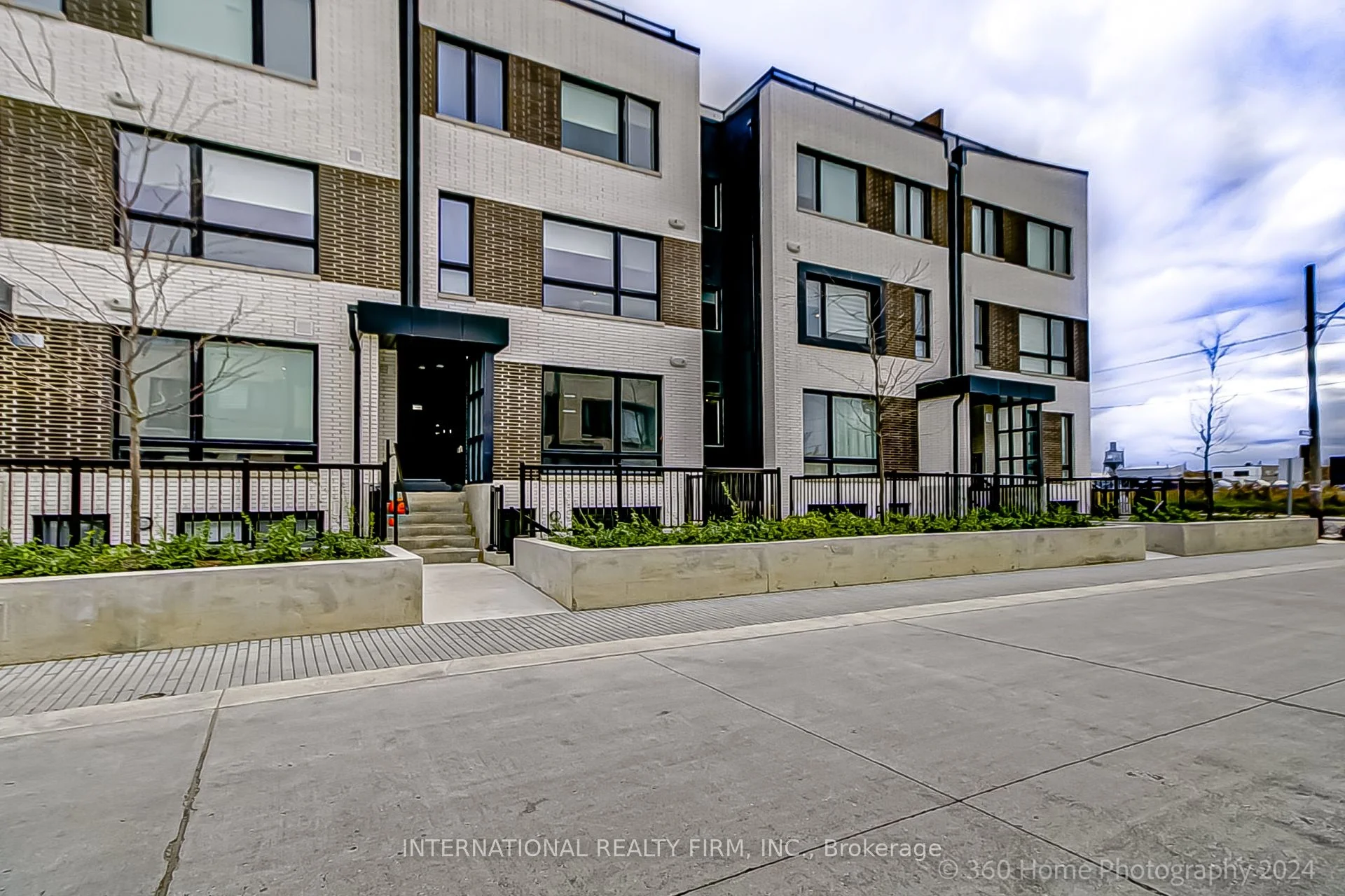 Condo Townhouse in Toronto