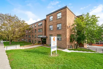 Condo Apartment in Toronto