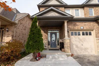 Semi-Detached in Caledon