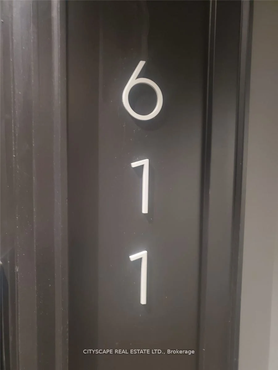 50 Kaitting Trail 611, Oakville, ON L6M 5N3