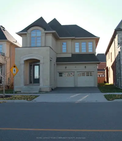 Detached in Oakville