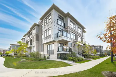 Condo Townhouse in Brampton