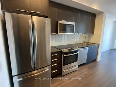 Condo Apartment in Toronto