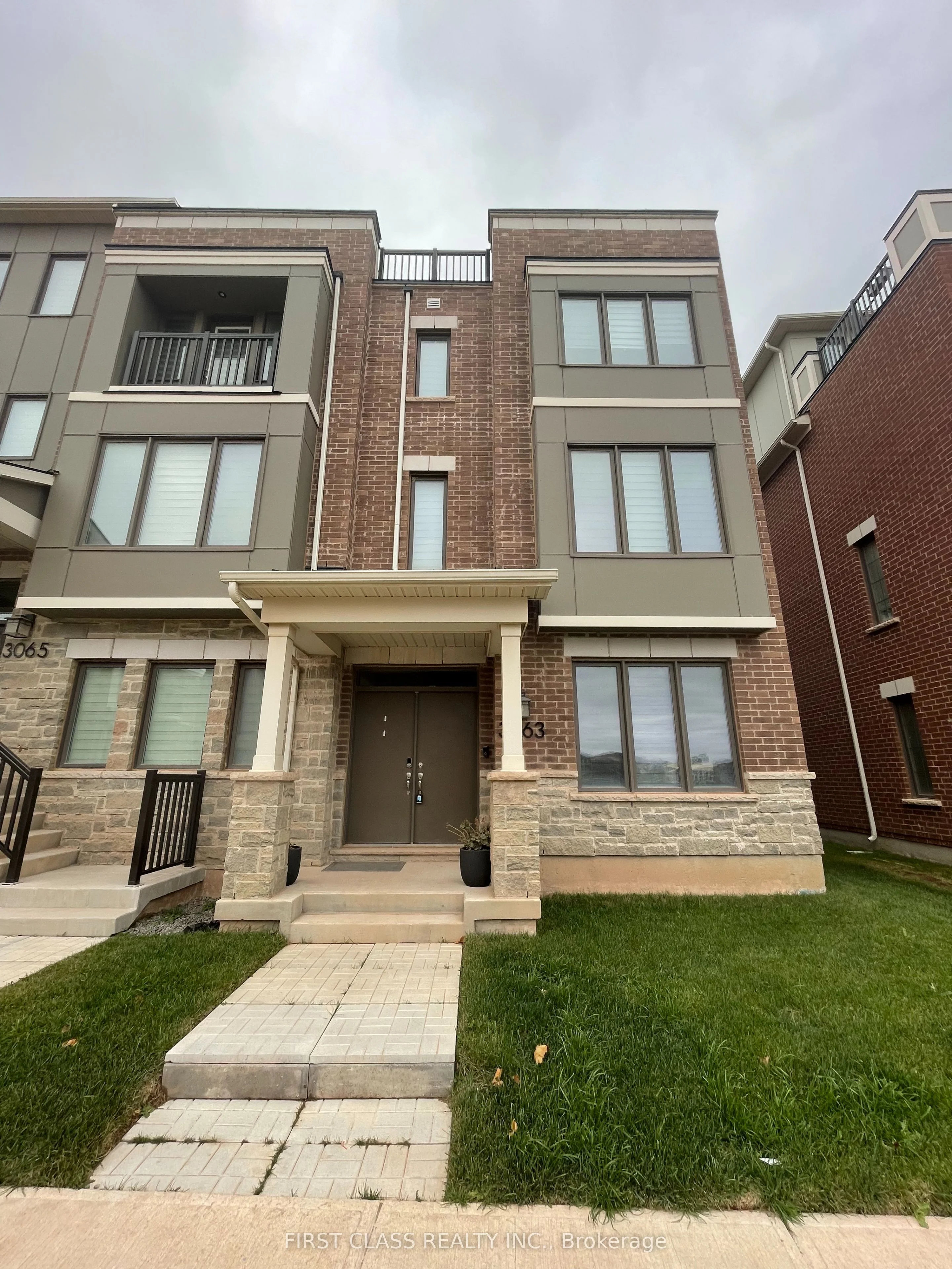 3063 John Mckay Boulevard, Oakville, On L6h 4k5