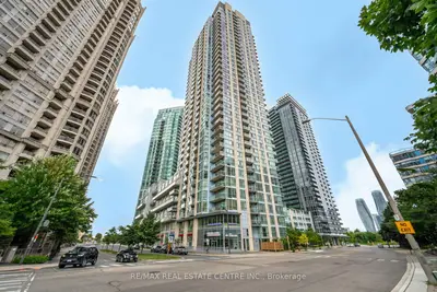 225 Webb Drive 2910, Mississauga, On L5b 4p2