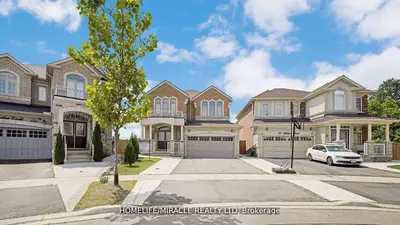 Detached in Brampton