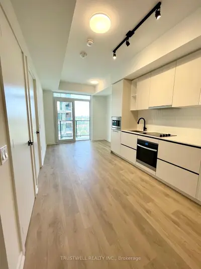 Condo Apartment in Toronto