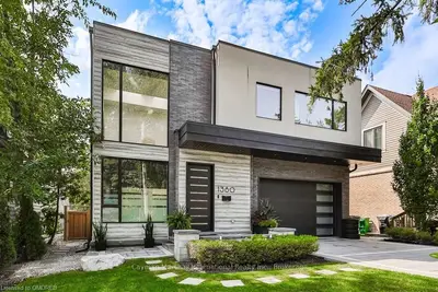 1380 Wilson Avenue, Mississauga, On L5g 3k2