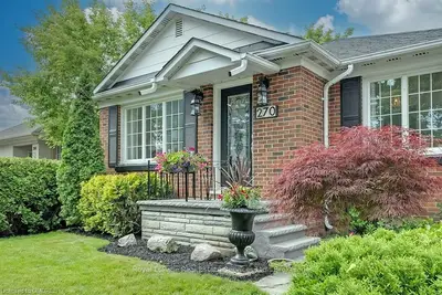 270 Felan Avenue, Oakville, On L6k 2x6