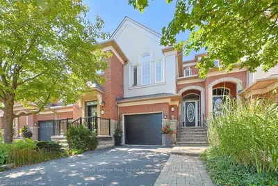 246 Tawny Crescent, Oakville, On L6l 6t7